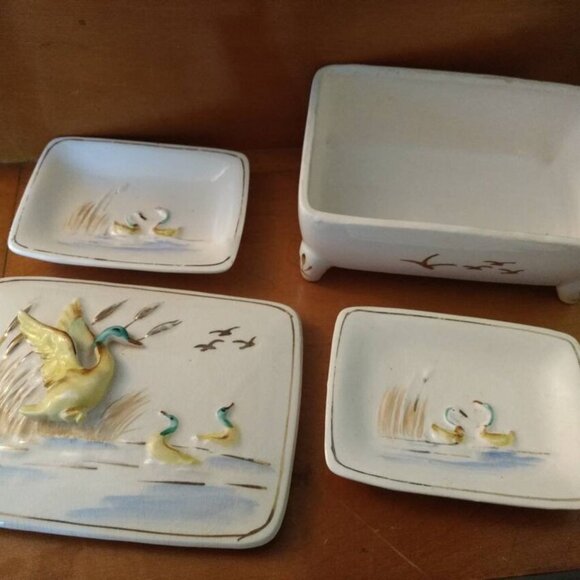 Vintage Ceramic Ashtray and Cigarette Holder Set Mallard Duck Trinket Dishes - Picture 7 of 10